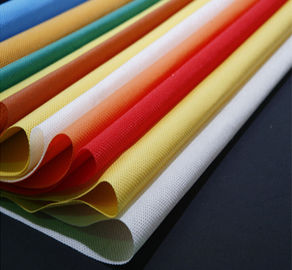 家の 不織布 プロダクトのための 100% のポリプロピレンの帯電防止 不織布 の生地材料