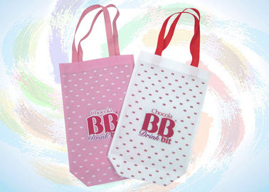 買物をするパッキングのためのピンク/黒の Eco 赤く/友好的な印刷された PP 非編まれた袋
